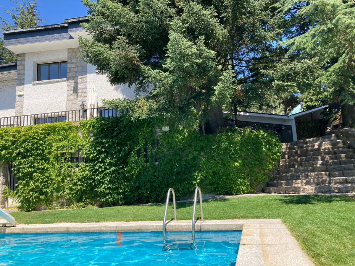 Los Cedros, Gran Chalet Con Piscina Y Apartamento En 나바쎄라다 외부 사진