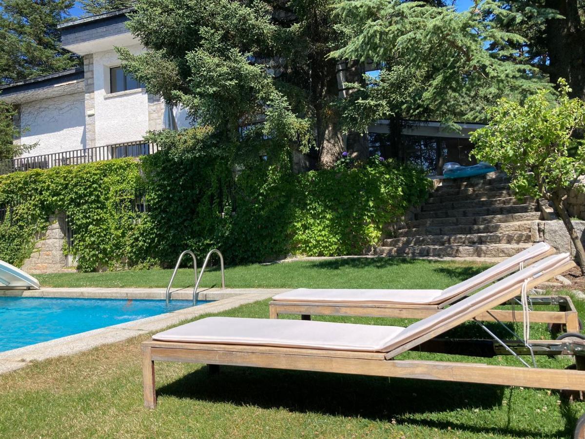Los Cedros, Gran Chalet Con Piscina Y Apartamento En 나바쎄라다 외부 사진