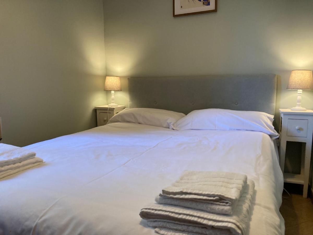 Los Cedros, Gran Chalet Con Piscina Y Apartamento En 나바쎄라다 외부 사진