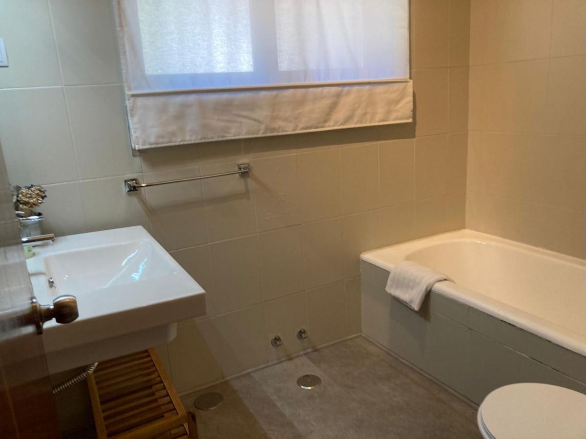 Los Cedros, Gran Chalet Con Piscina Y Apartamento En 나바쎄라다 외부 사진