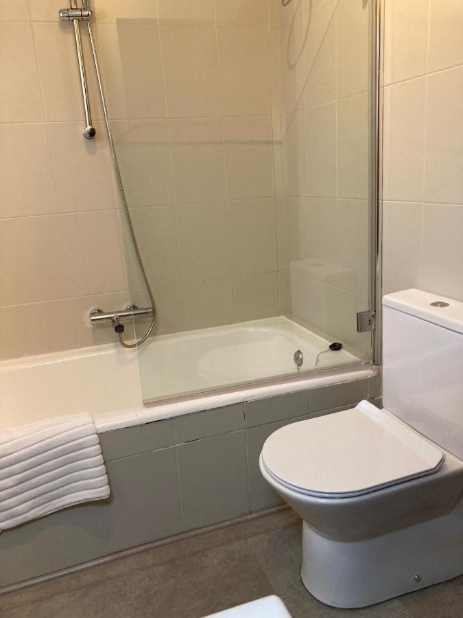 Los Cedros, Gran Chalet Con Piscina Y Apartamento En 나바쎄라다 외부 사진