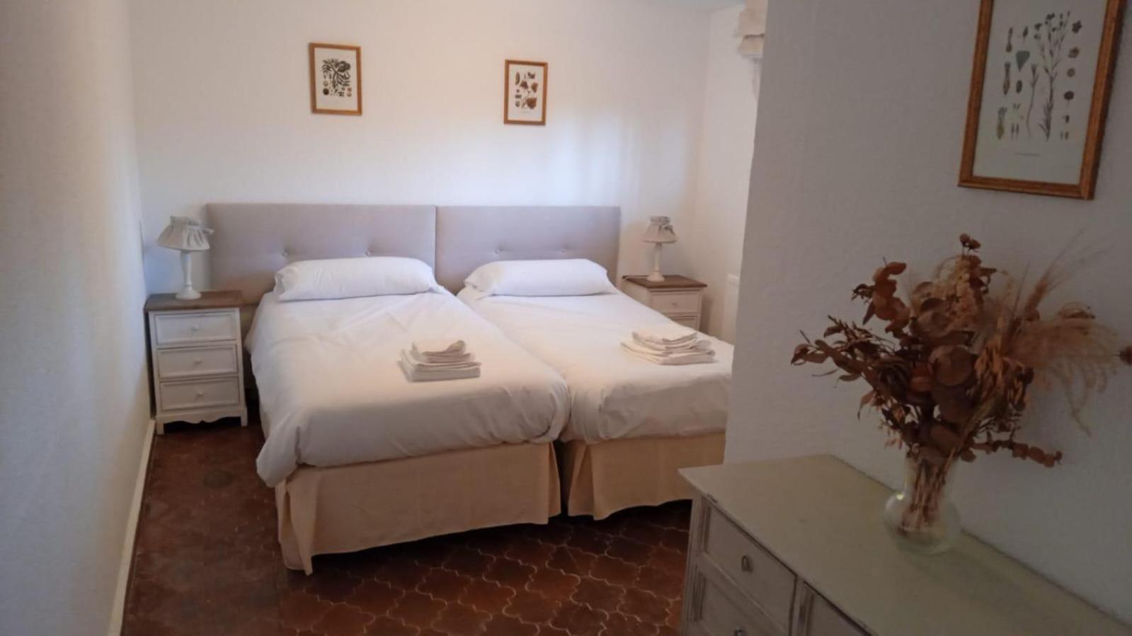 Los Cedros, Gran Chalet Con Piscina Y Apartamento En 나바쎄라다 외부 사진